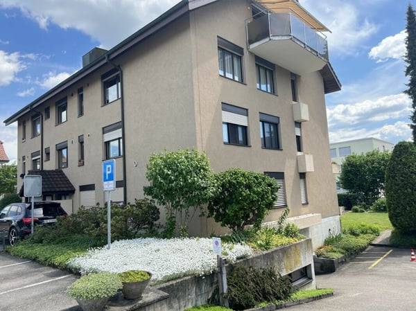 Grosszügige Büroräumlichkeiten im EG & UG 36