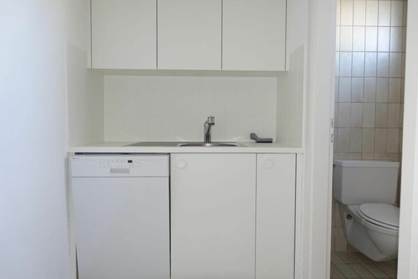 Grosszügige Büroräumlichkeiten im EG & UG 16