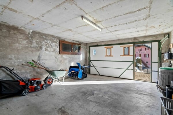 Zweifamilienhaus im Skigebiet Crans-Montana/VS 23