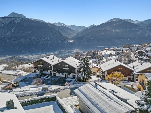Zweifamilienhaus im Skigebiet Crans-Montana/VS 31