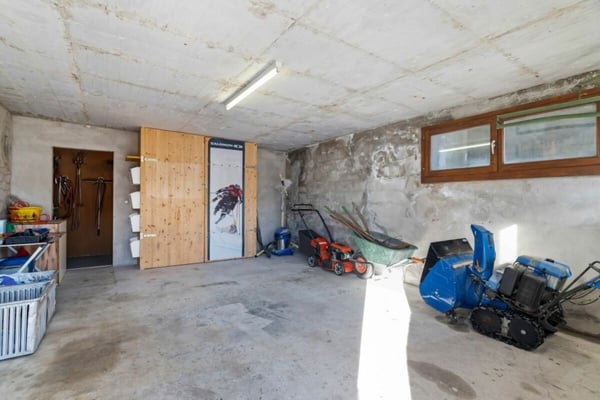 Zweifamilienhaus im Skigebiet Crans-Montana/VS 22