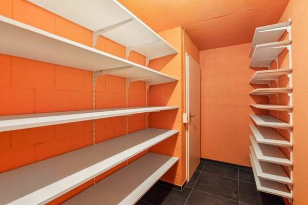 Top Angebot! Reitsportimmobilie mit Reithalle und Wohnhaus 23