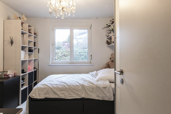 Grosszügige 1.5 Zi-Eigentumswohnung mit Einstellhallenplatz 27