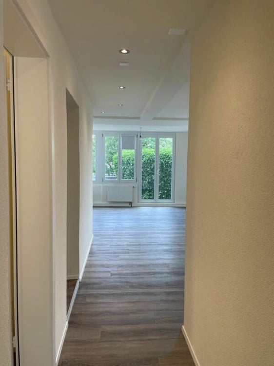 Moderne renovierte 1.5 Zi-Erdgeschosswohnung 8