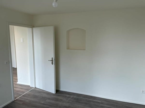 Moderne renovierte 1.5 Zi-Erdgeschosswohnung 4