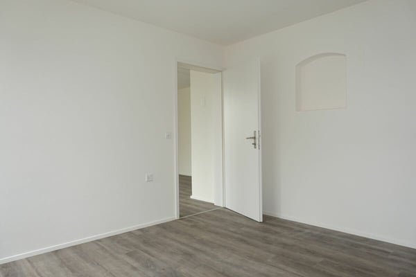 Moderne renovierte 1.5 Zi-Erdgeschosswohnung 11