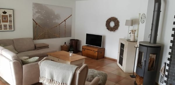 Moderne 1.5-Zimmer-Eigentumswohnung mit zwei Balkonen und Tiefgaragenplatz 10