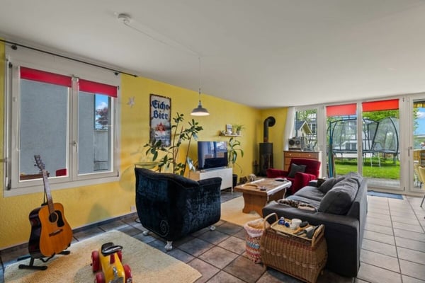 Eck-Reiheneinfamilienhaus mit zwei Einstellhallenplätze 9