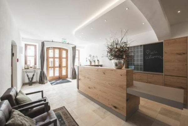 Hotel-Restaurant mit Geschichte und Charakter - westlich von Bern 3