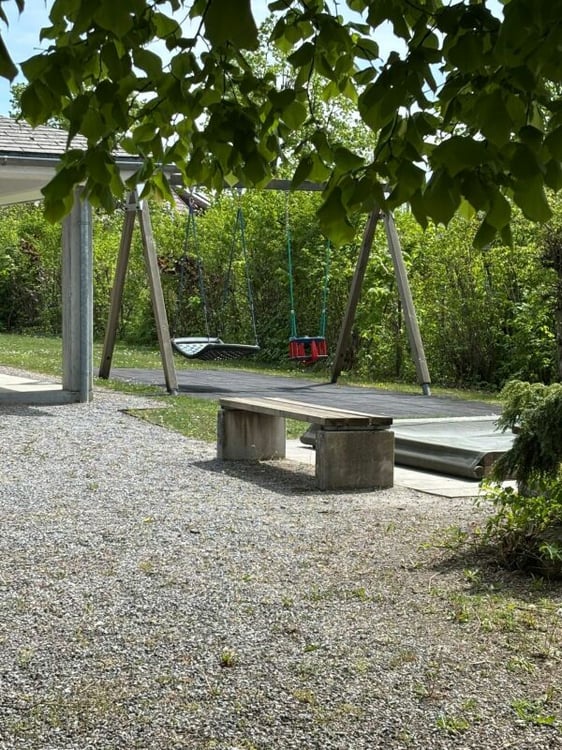 Traumhaftes Eck-Reiheneinfamilienhaus mit zwei Einstellhallenplätze Kopie 30