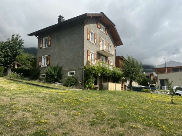Einzigartig! Zweifamilienhaus im Skigebiet Crans-Montana/VS 2