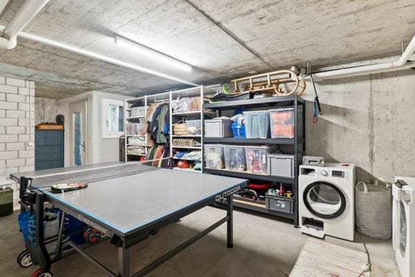 Doppeleinfamilienhaus mit grosser Rasenfläche 26