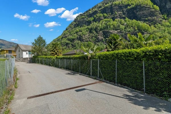Wohnen an ruhiger Lage mit viel Privatsphäre im sonnigen Tessin 38