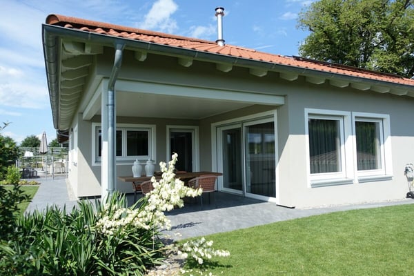 Reserviert! Reitsportimmobilie mit Haus und Reithalle 9