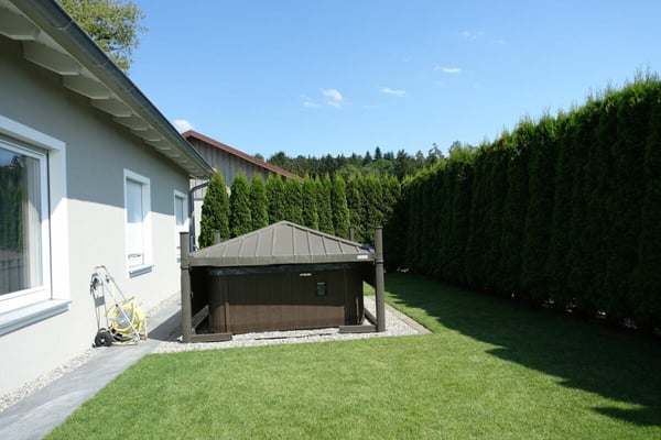 Reserviert! Reitsportimmobilie mit Haus und Reithalle 15