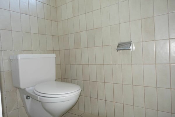 Grosszügige Gewerberäumlichkeiten im EG & UG 20