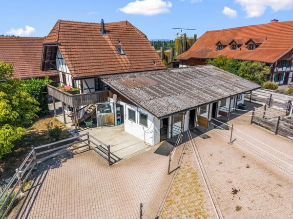 Aussergewöhnliches Landgut mit Reitanlage - eine Oase für Mensch und Pferd 40