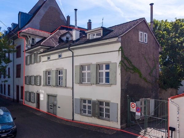 Historisches Stadthaus für 2, 3 Generationen mit Atelier! 1