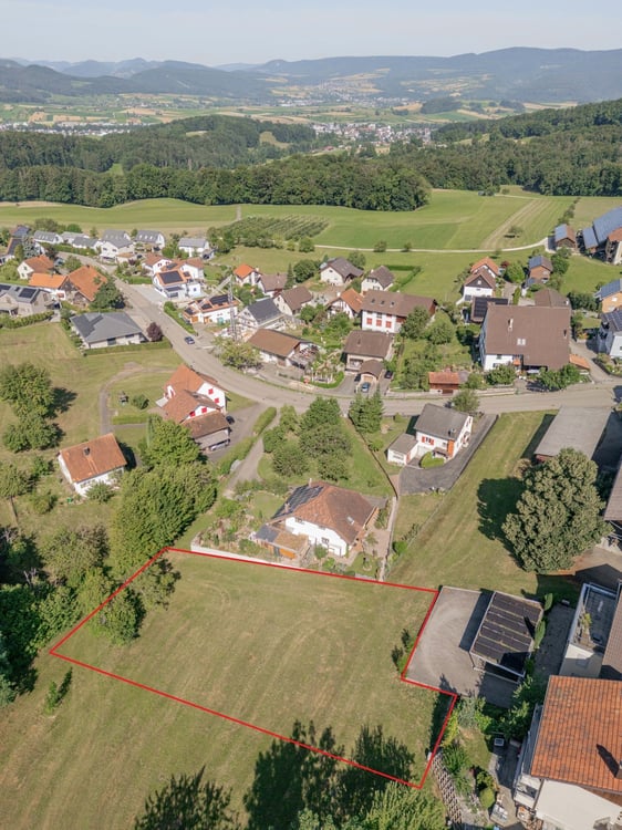 1'347 m2 grosses Bauland an idyllischer Lage in Fehren 6