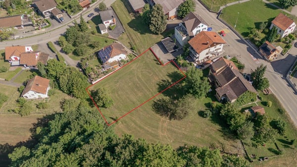 1'347 m2 grosses Bauland an idyllischer Lage in Fehren 3