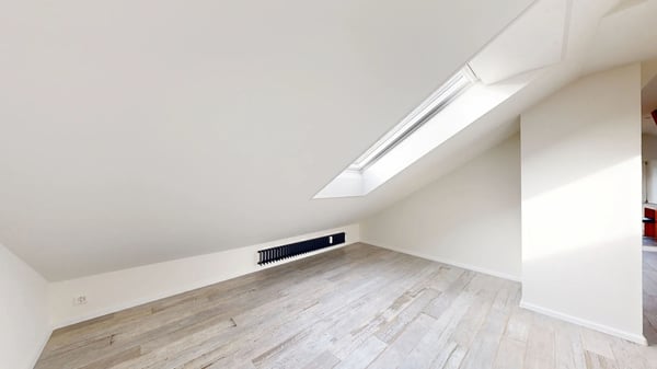 Mehrfamilienhaus mit sechs Wohnungen und 5 Aussenparkplätzen 10