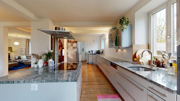 Freistehendes 1.5-Zimmer-Einfamilienhaus mit Carport und Schwedenofen 9