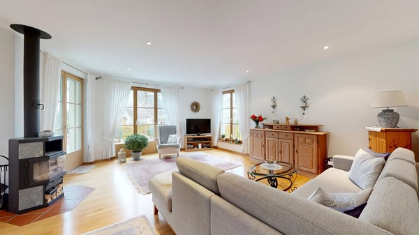 Schönes 1.5-Zimmer-Einfamilienhaus mit Carport und grossem Garten 4