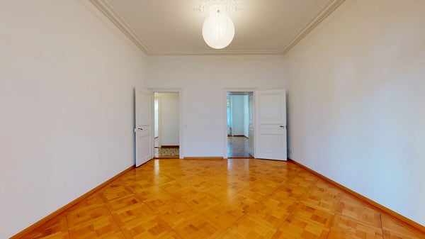 Traumhafte 1.5-Zimmer-Wohnung im Jugendstil mit Hobbyraum 9