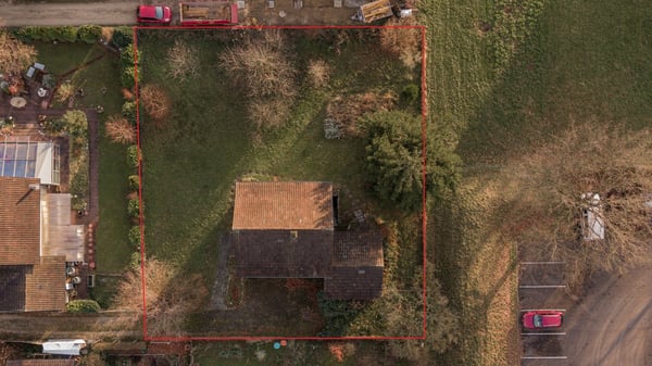 Grosszügiges Grundstück an sehr spannender Lage 1