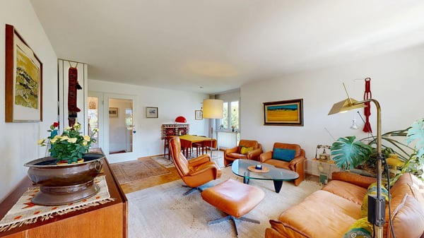 Zentral gelegene 3.5-Zimmer-Wohnung mit Einstellhallenplatz 1