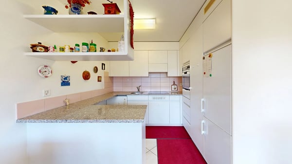 Zentral gelegene 3.5-Zimmer-Wohnung mit Einstellhallenplatz 6