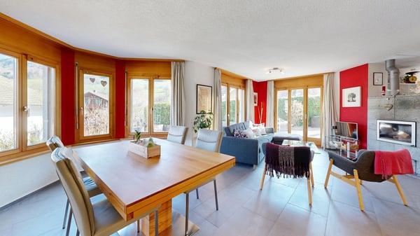 Charmantes, freistehendes 7.5-Zimmer-Einfamilienhaus mit Carport 12