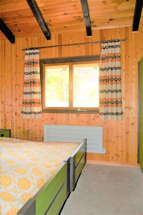 Renovationsbedürftiges Chalet bei Staldenried in herrlicher Umgebung 5