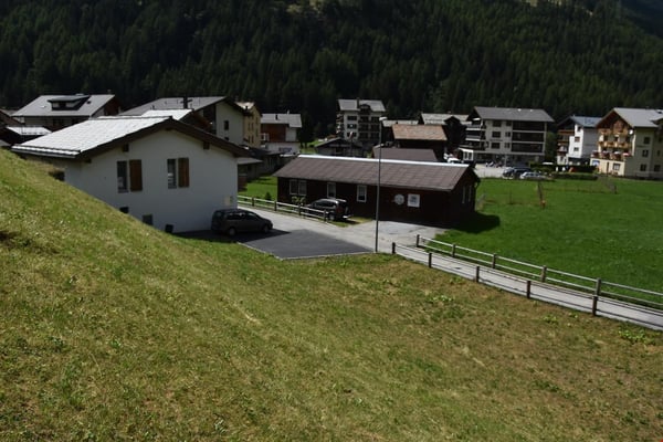 Bauland in zentraler und erhöhter Lage in Saas-Grund 3
