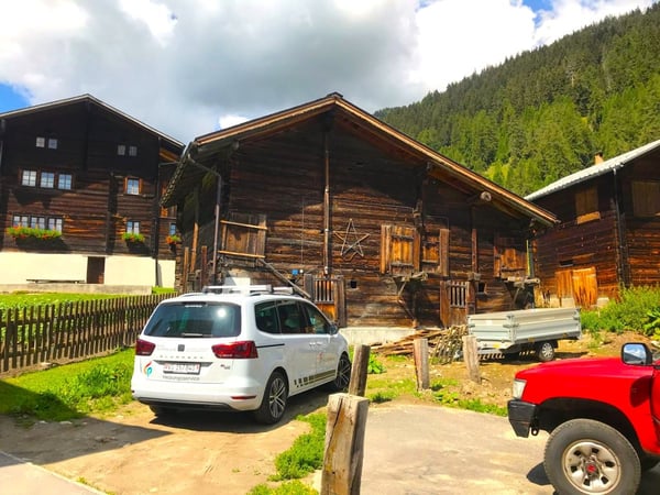 Stall zum Umbau in idyllischer Lage im Goms 8