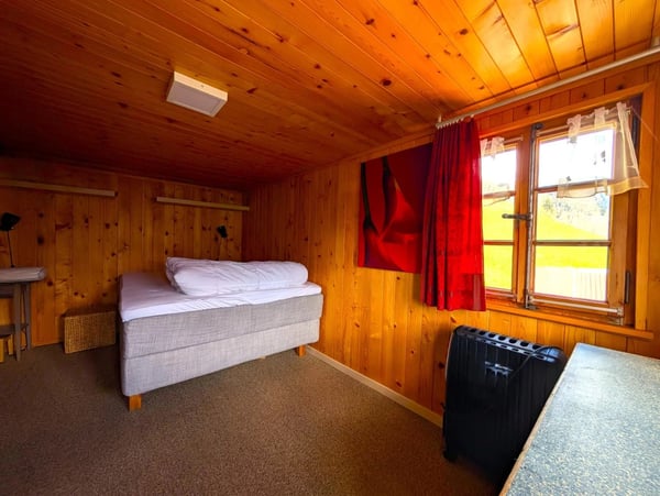 Rustikales Walliserhaus bei der Riederalp 12