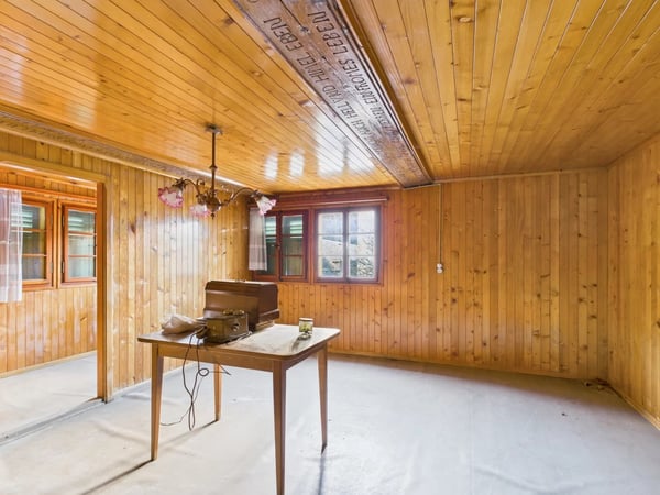 Altwohnung im historischen Meierhüs von Grengiols 4