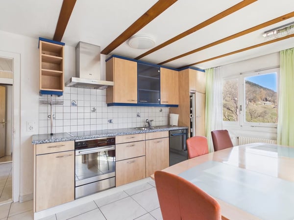 Geräumiges Wohnhaus mit sonnigem Garten oberhalb Naters 6