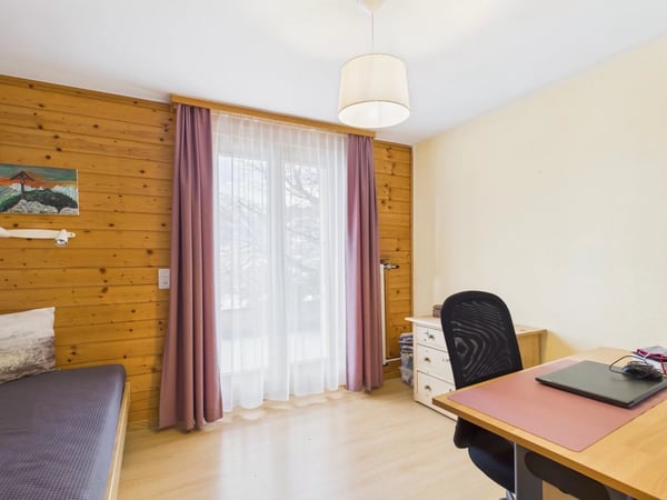 Ansprechende Wohnung an bester Lage in Ried-Brig 10