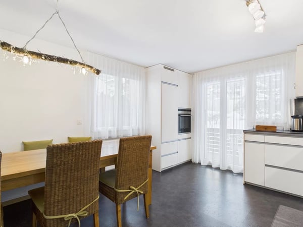 Ansprechende Wohnung an bester Lage in Ried-Brig 6