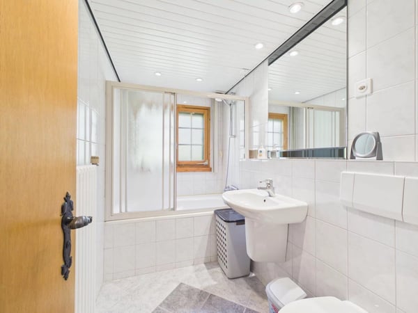 Exklusives Chalet an sonniger Aussichtslage in Ernen 5