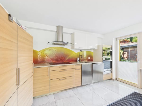 Grossartiges Einfamilienhaus oberhalb St. Niklaus 6