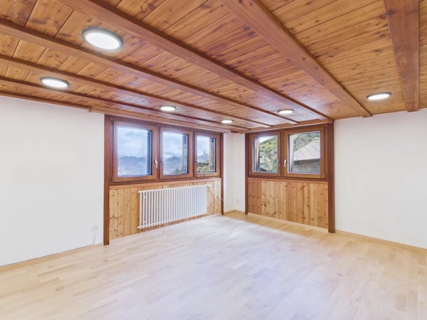 Renovierte 2.5-Zimmerwohnung in Visperterminen 6
