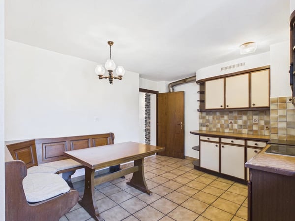 Charmante Wohnung mit Carnotzet in Agarn 12