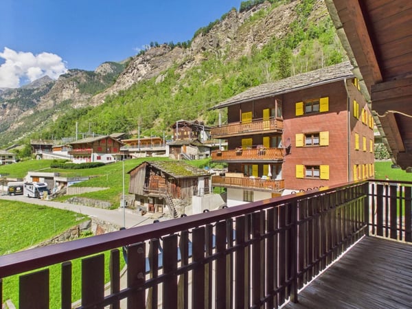 Charmante Duplexwohnung mit alpinem Charakter in Kalpetran 10