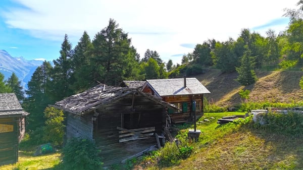 Behagliches Maiensäss bei der Brandalp in Unterbäch 11