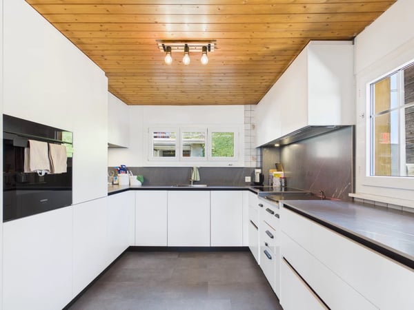 Einfamilienhaus mit Stall in Zeneggen 3