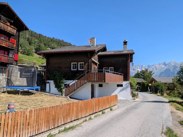 Einfamilienhaus mit Stall in Zeneggen 6