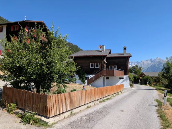 Einfamilienhaus mit Stall in Zeneggen 4