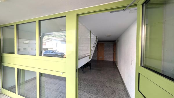 Exklusive Dachwohnung an ruhiger Lage in Brig-Glis 2